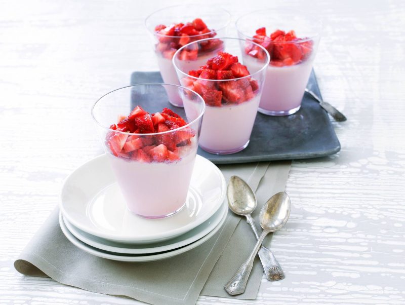 Kefir panna cotta