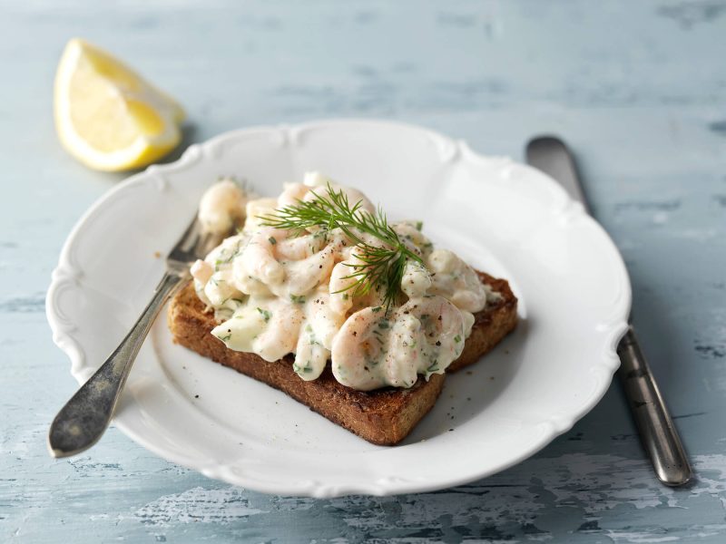 Toast Skagen eli katkarapuleipä