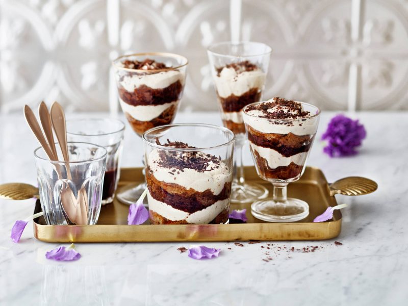 Luumuinen tiramisu