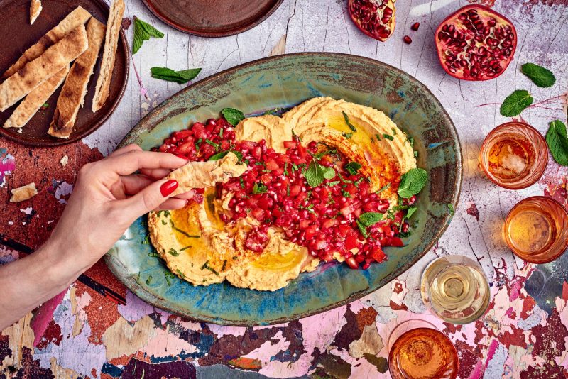 Loaded hummus eli rikastettu kikhernetahna