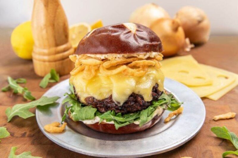 Steakhouse Swiss Burger