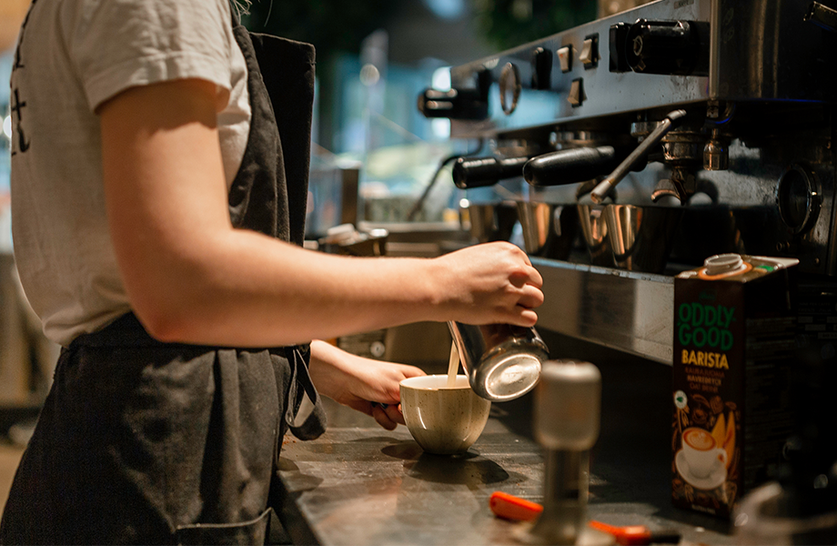 Barista på Bröd Salt. Barista på Bröd och Salt, Sveavägen 80 Stockholm