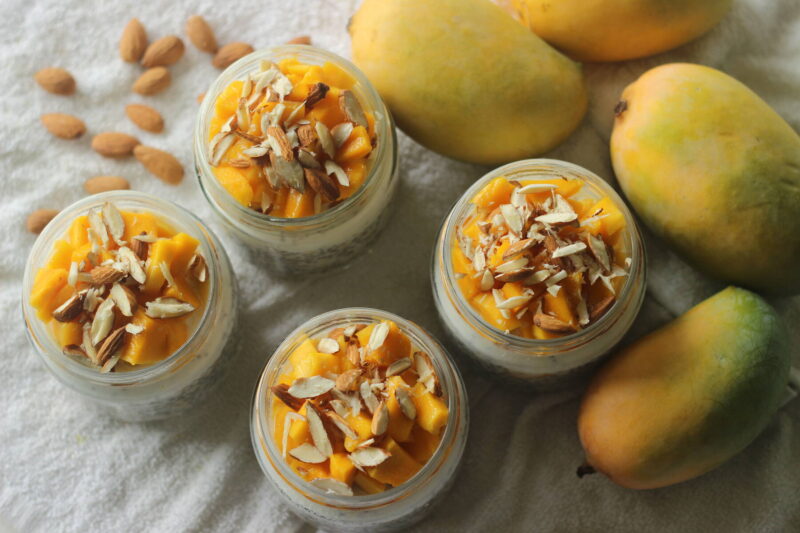 Overnight oats med smak av mango och passionsfrukt