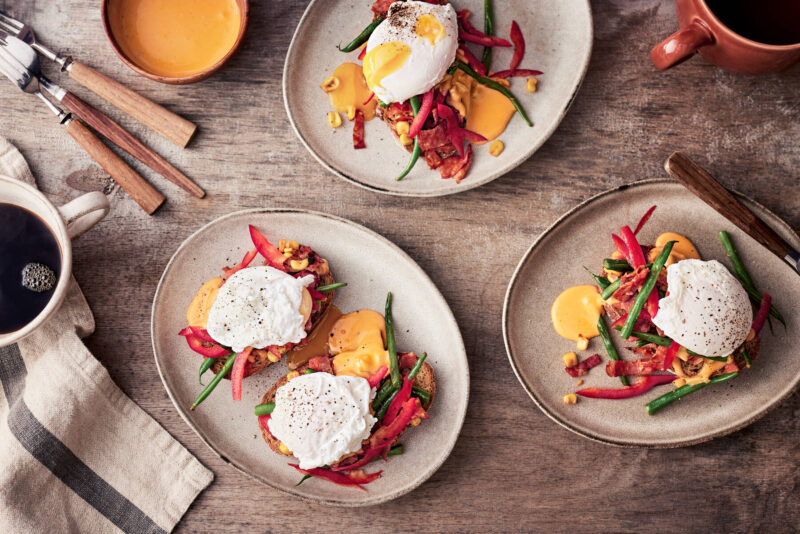 Mexikansk brunchmacka med pocherat ägg